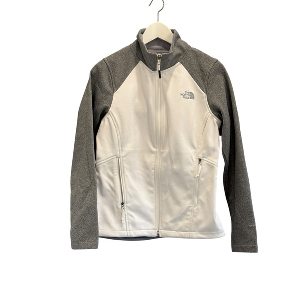 The North Face Women's Jacket WindWall Full Zip Size Small Petite White & Grey - Picture 2 of 8